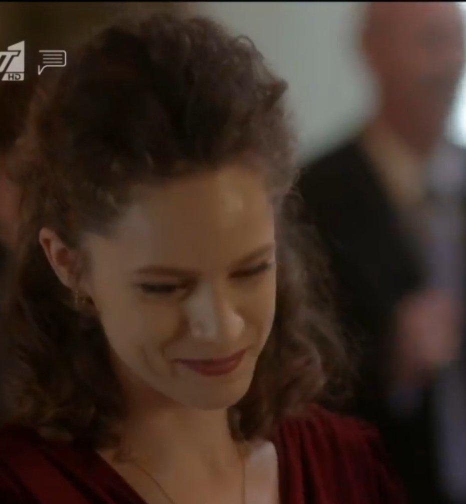 Άγριες-Μέλισσες-Ασημίνα Άγριες-Μέλισσες-Ασημίνα