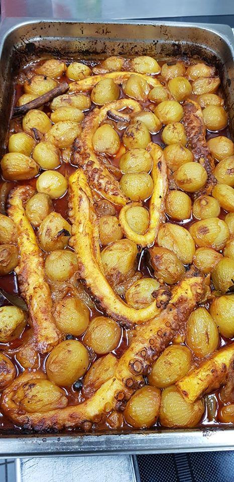 10 συνταγές με θαλασσινά για την σαρακοστή