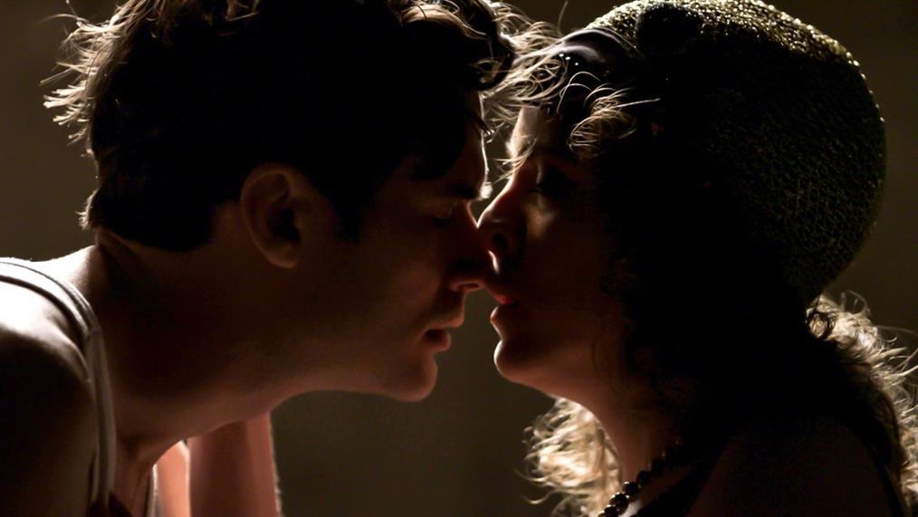 Άγριες μέλισσες: Ο Ακύλας επιστρέφει λυσσασμένος για να τελειώσει το Διαφάνι