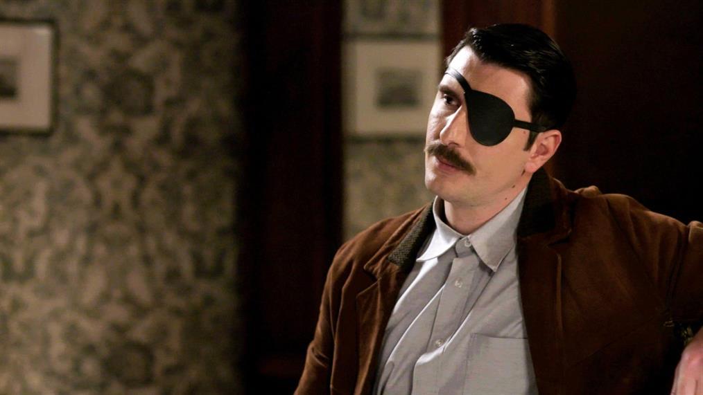 Άγριες μέλισσες: Ο Ακύλας επιστρέφει λυσσασμένος για να τελειώσει το Διαφάνι