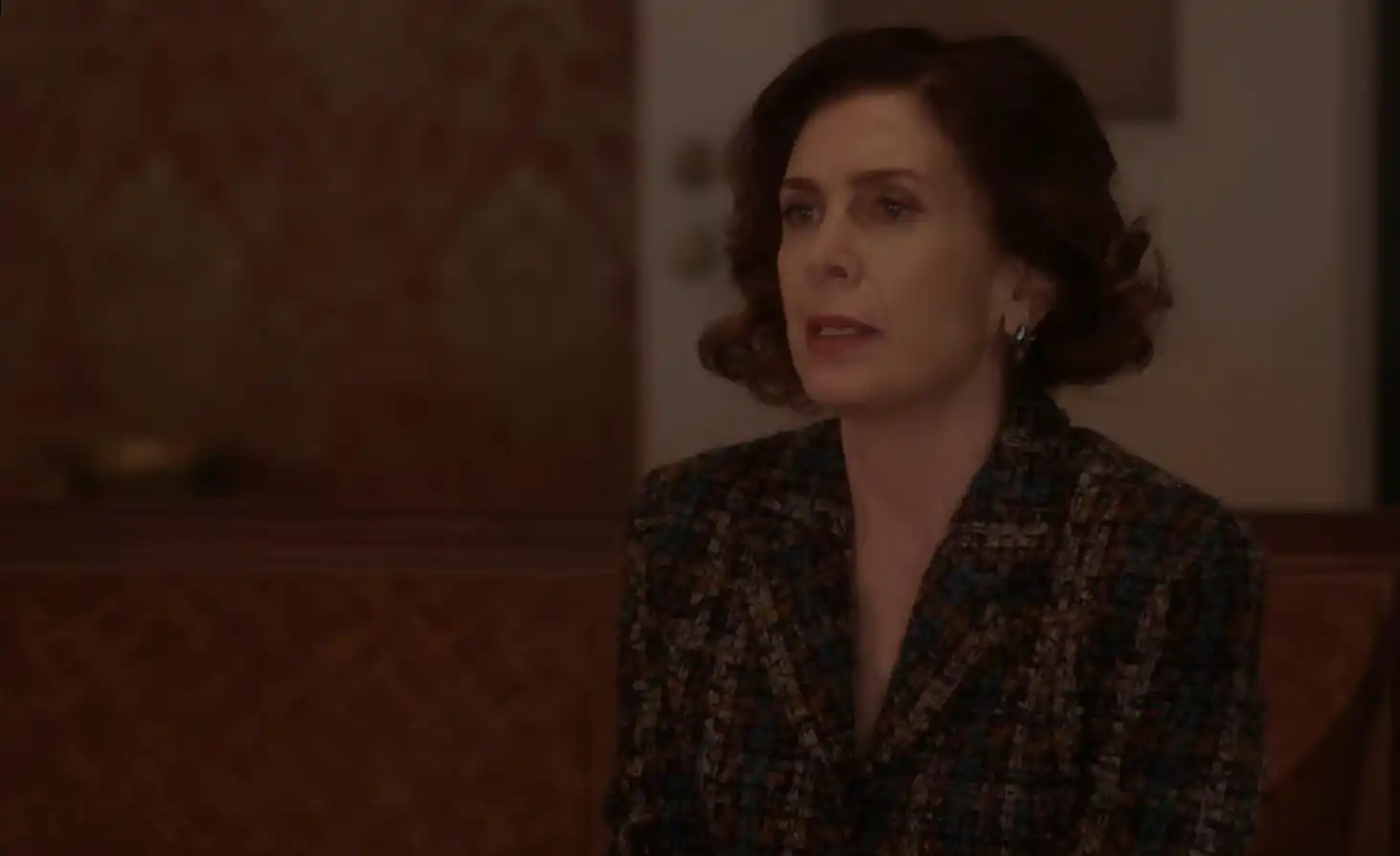 Άγριες Μέλισσες: Ο Δούκας κάνει παρανάλωμα τις Καρυές