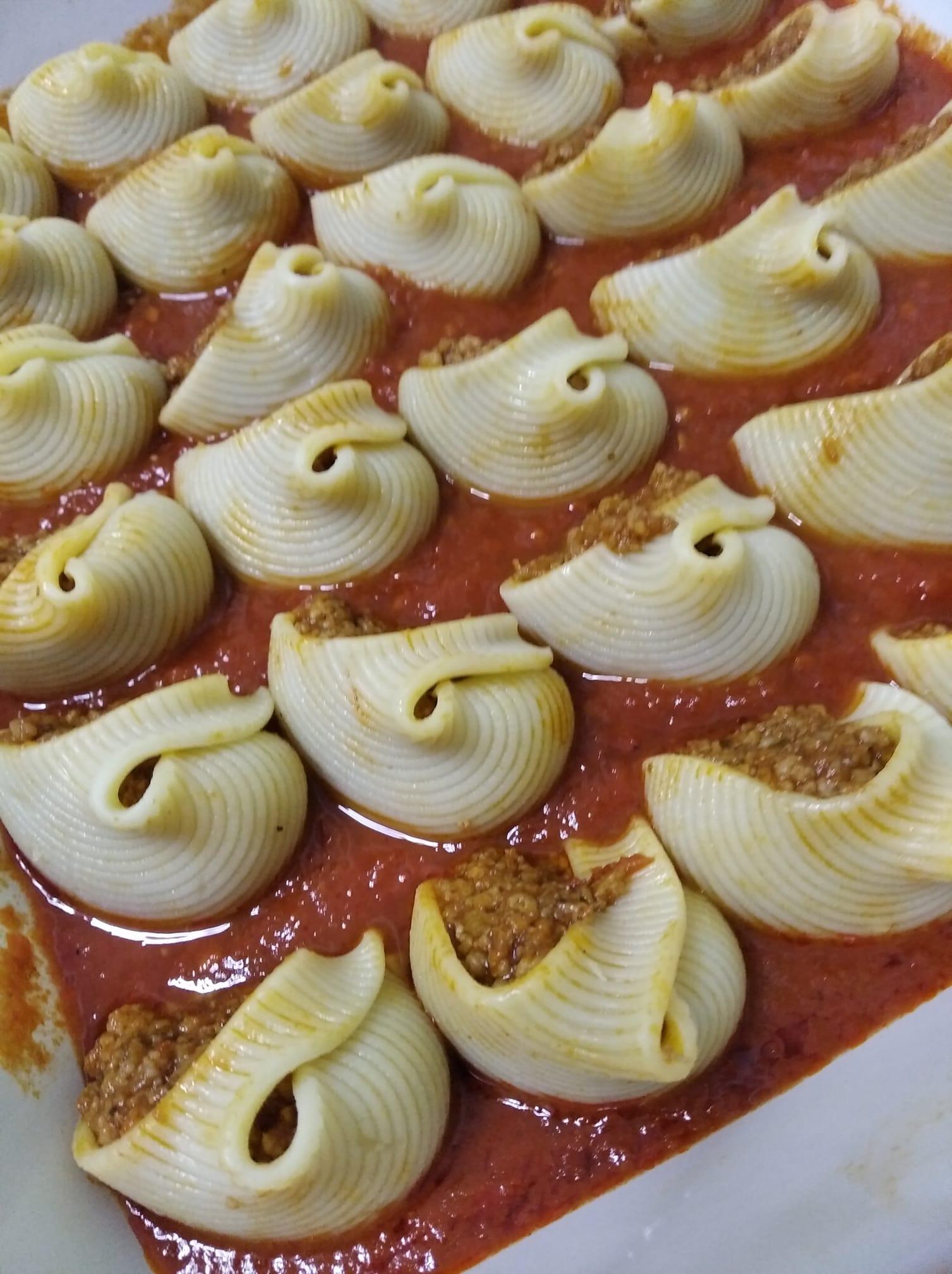 μακαρόνια -κοχύλια -με- κιμά- στον -φούρνο- μακαρόνια -κοχύλια -με- κιμά- στον -φούρνο-