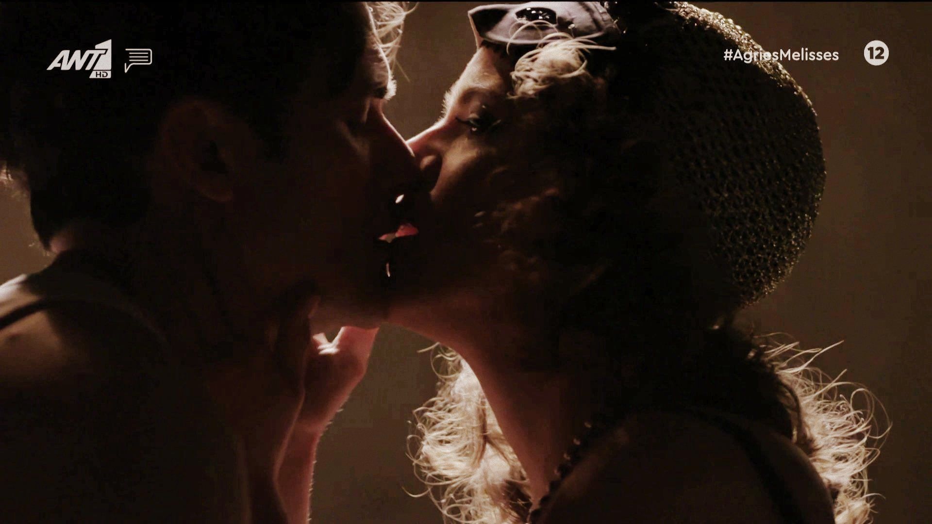 Άγριες-Μέλισσες-Ασημίνα-Νικηφόρος