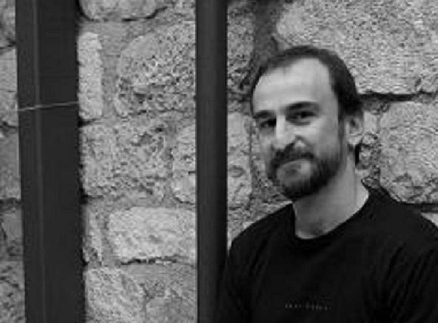 Άγριες-Μέλισσες-Ξανθός-Παντελής-Δεντάκη