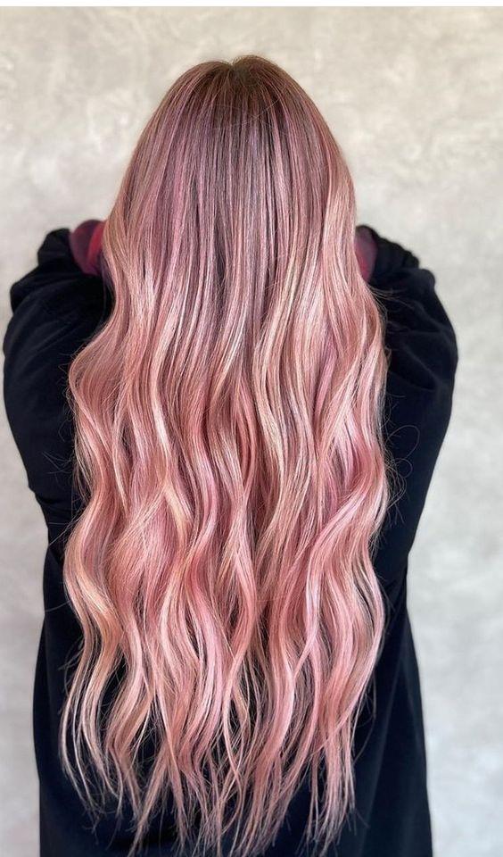 μακριά-ροζ-μαλλιά-ιδέες-Καλοκαίρι 2022-