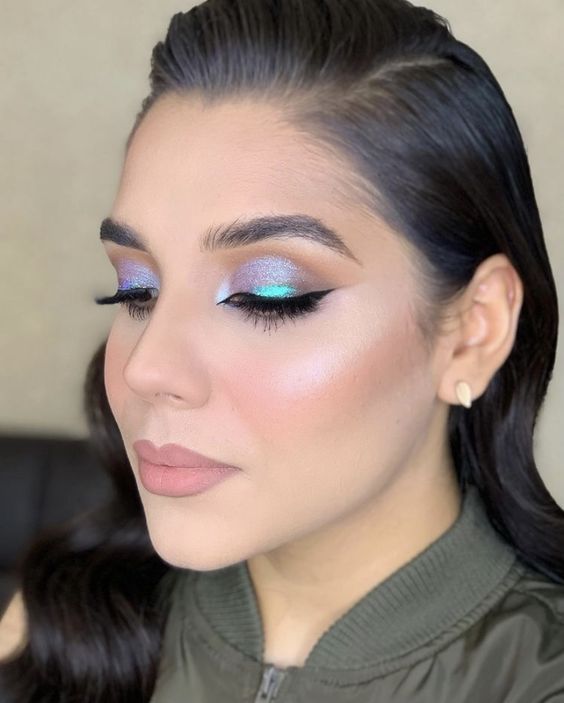 ιδέες-για-μακιγιάζ-την-Άνοιξη-Καλοκαίρι 2022-