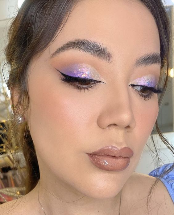 ιδέες-για-μακιγιάζ-την-Άνοιξη-Καλοκαίρι 2022-