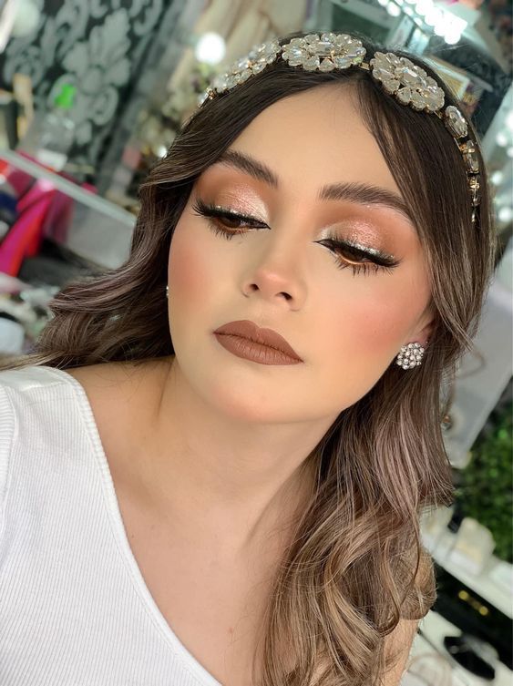 ιδέες-για-μακιγιάζ-την-Άνοιξη-Καλοκαίρι 2022-