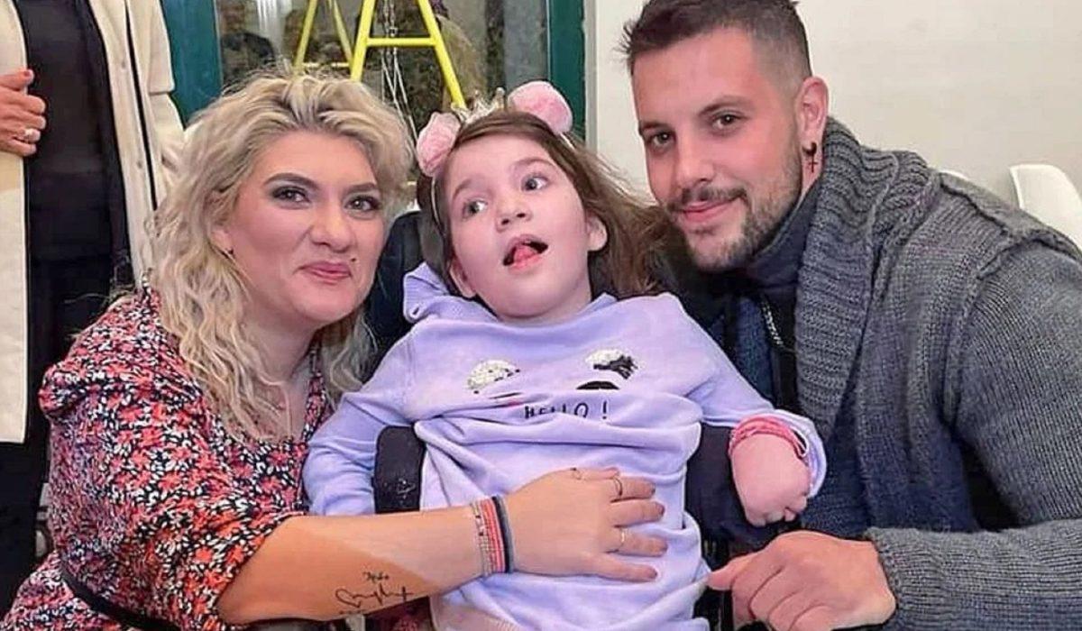 Πάτρα-το-σημείωμα-έξω-από-το-σπίτι-της-Πισπιρίγκου-