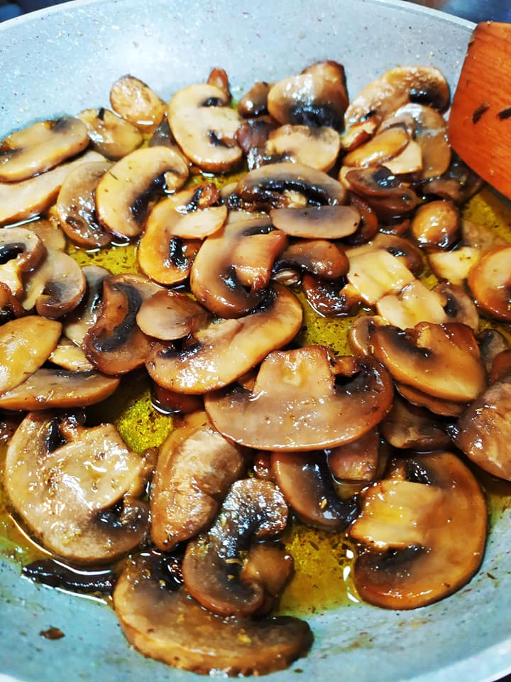 μανιτάρια-σωτέ-συνταγή-