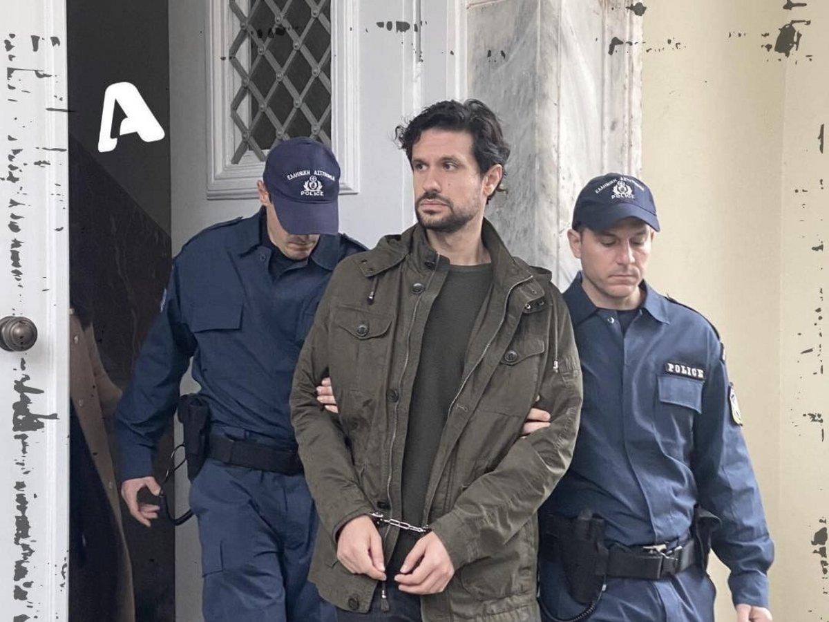 Σασμός-η-Στέλλα-βρίσκει-στοιχεία-που-καταδικάζουν-τον-Πετρή- Σασμός-η-Στέλλα-βρίσκει-στοιχεία-που-καταδικάζουν-τον-Πετρή-