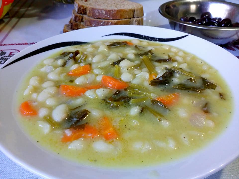 25 αλάδωτες συνταγές για την Μεγάλη Εβδομάδα