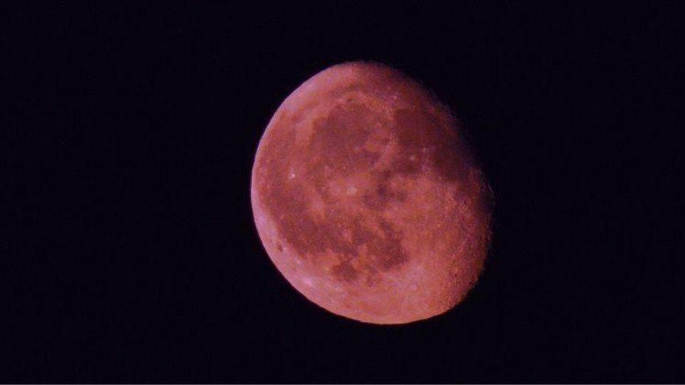 Πανσέληνος Απριλίου 2022: Πότε θα είναι ορατό το ροζ φεγγάρι