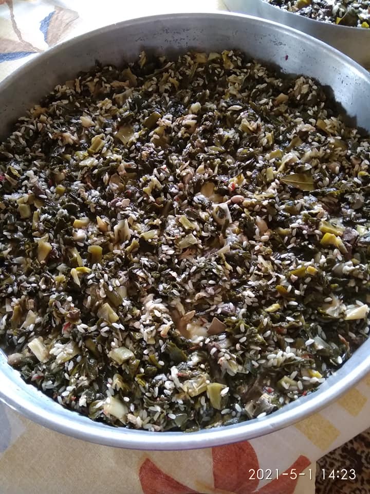 αρνί-στον-φούρνο-με-τα-ξύλα-για-το-Πάσχα-συνταγή-