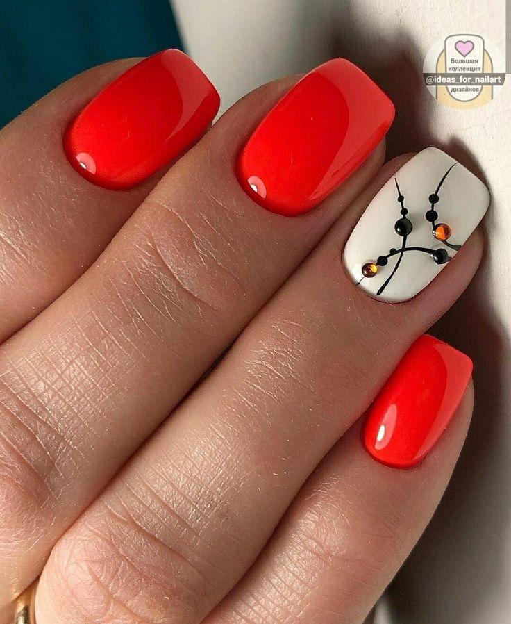 κόκκινα-πασχαλινά νύχια-με-λουλούδια-ιδέες-