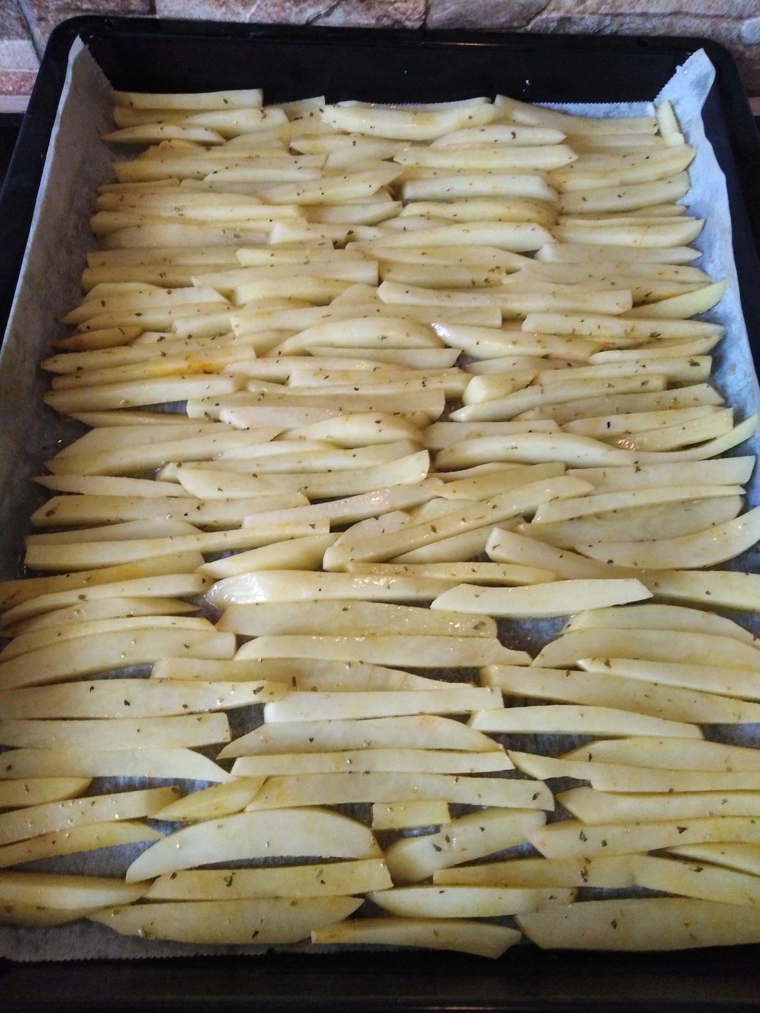 πατάτες-φούρνου-σαν-τηγανιτές-για-την-Κυριακή του Πάσχα- πατάτες-φούρνου-σαν-τηγανιτές-για-την-Κυριακή του Πάσχα-