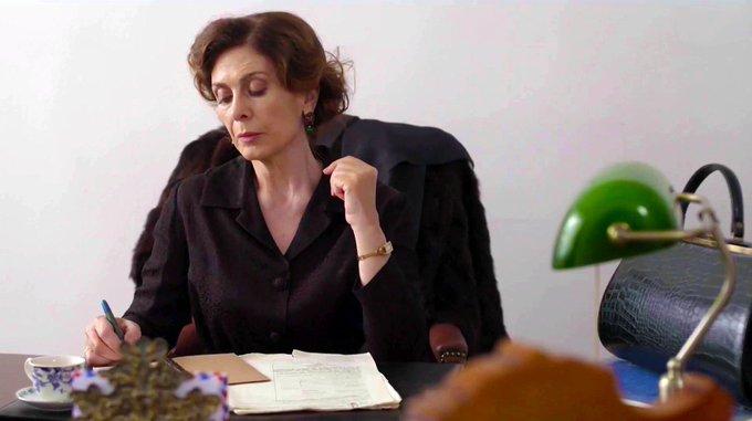 Άγριες-Μέλισσες-Μυρσίνη