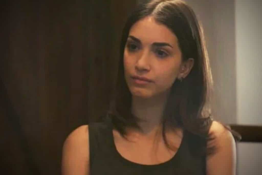 Η-Γη-της-Ελιάς-Μαρίνα