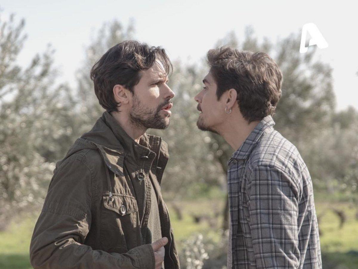 Σασμός-Αστέρης-Πέτρος