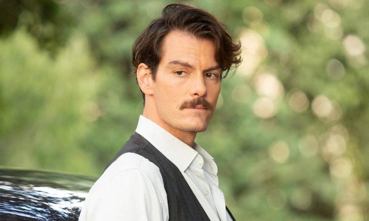 Άγριες-Μέλισσες-Κωνσταντής Άγριες-Μέλισσες-Κωνσταντής