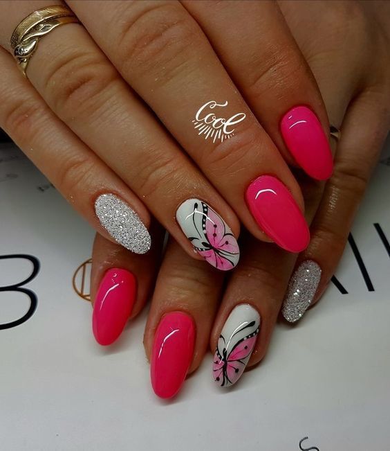 ροζ-νύχια-με-λουλούδια-ιδέες-
