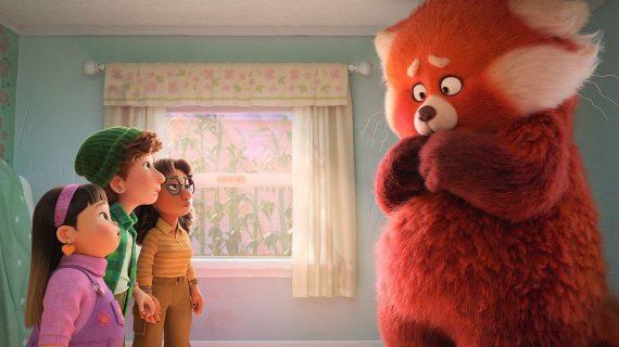 «Πάντα στο κόκκινο»: Η νέα ταινία της Disney για το άγχος των εφήβων