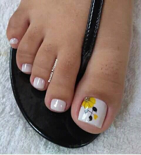 ιδέες-για-πεντικιούρ-την-Άνοιξη 2022- ιδέες-για-πεντικιούρ-την-Άνοιξη 2022-