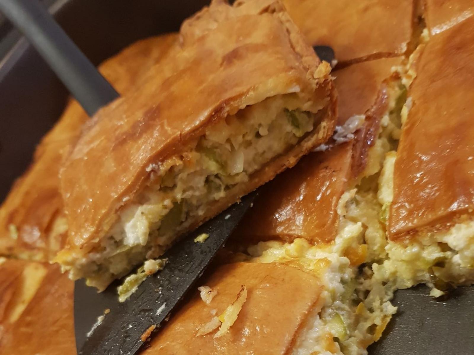 Πικάντικη-Πασχαλινή -πίτα- Πικάντικη-Πασχαλινή -πίτα-