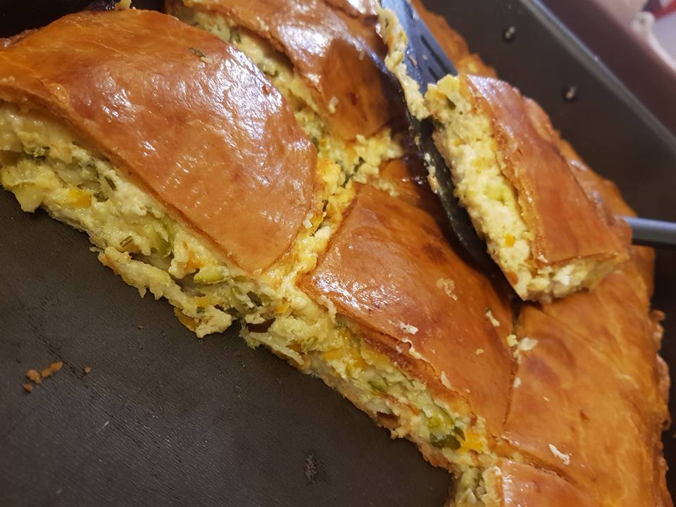 Πικάντικη-Πασχαλινή -πίτα- Πικάντικη-Πασχαλινή -πίτα-