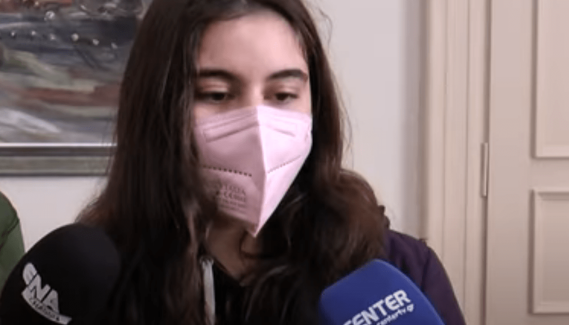 Β- Safe-το-βραχιόλι πανικού-από-μαθητές-Λυκείου-στην-Καβάλα-