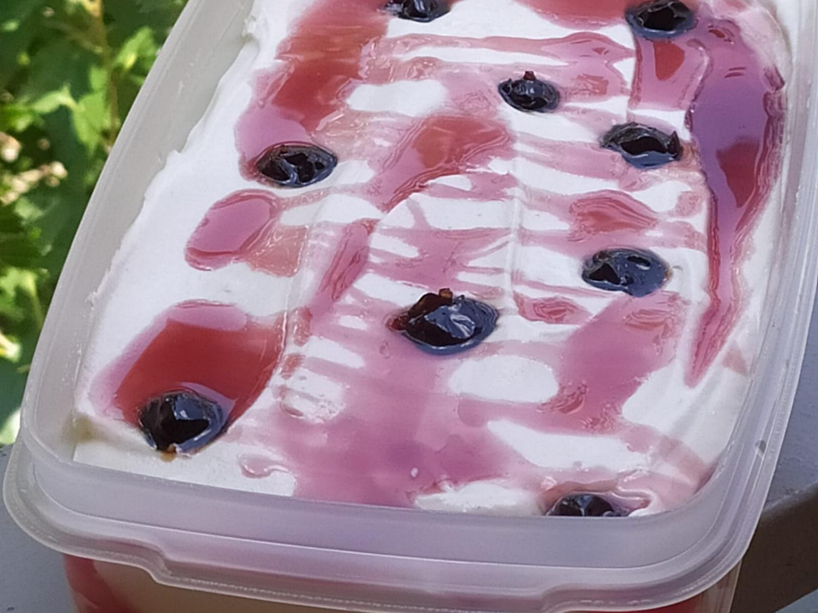 Εύκολο- παγωτό -καϊμάκι- Εύκολο- παγωτό -καϊμάκι-