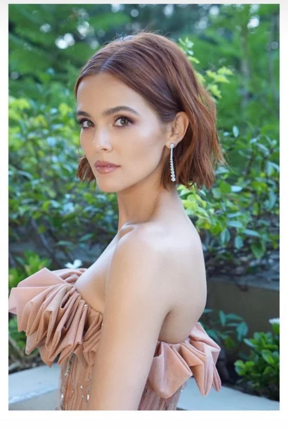 κυματιστά-καρέ μαλλιά-ιδέες-για-τον-Μάιο 2022-