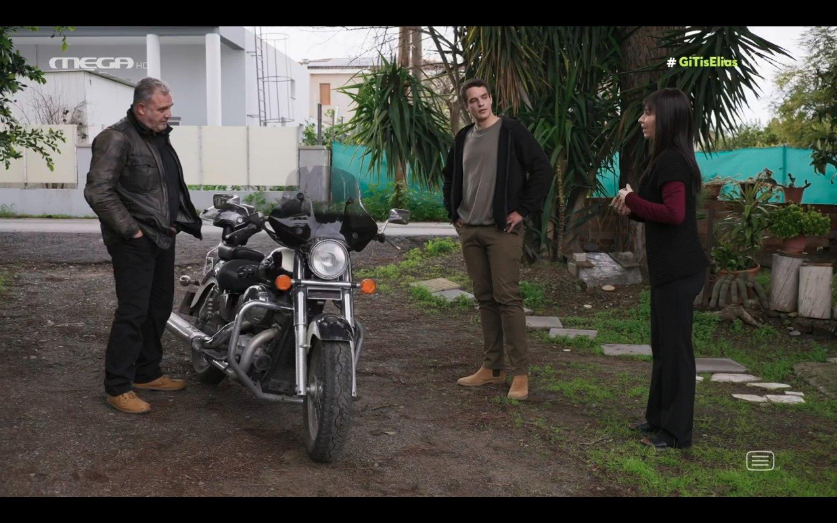 Η Γη της Ελιάς: Ο Λεωνίδας κόβει κάθε επαφή με τον Στέφανο