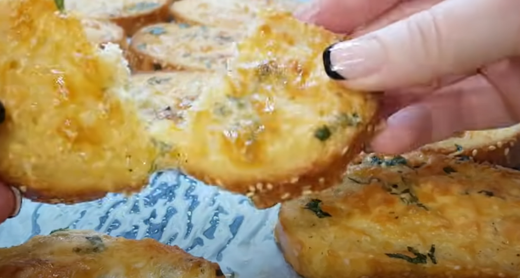 Αυγοφέτες-στον φούρνο-με τυρί-συνταγή- Αυγοφέτες-στον φούρνο-με τυρί-συνταγή-