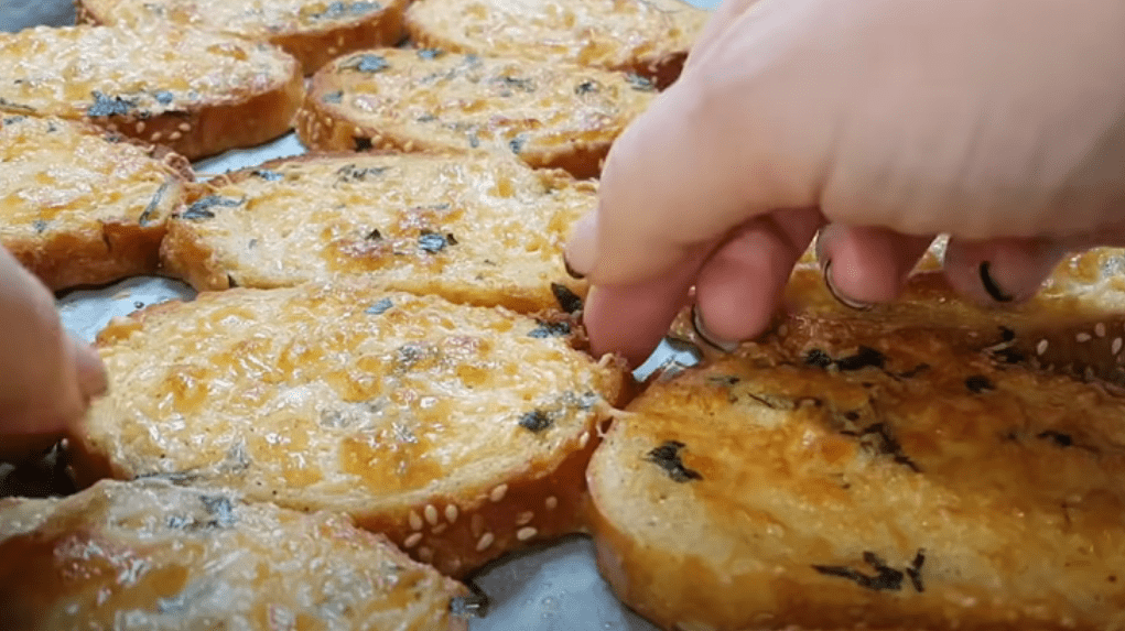 Αυγοφέτες-στον φούρνο-με τυρί-συνταγή- Αυγοφέτες-στον φούρνο-με τυρί-συνταγή-