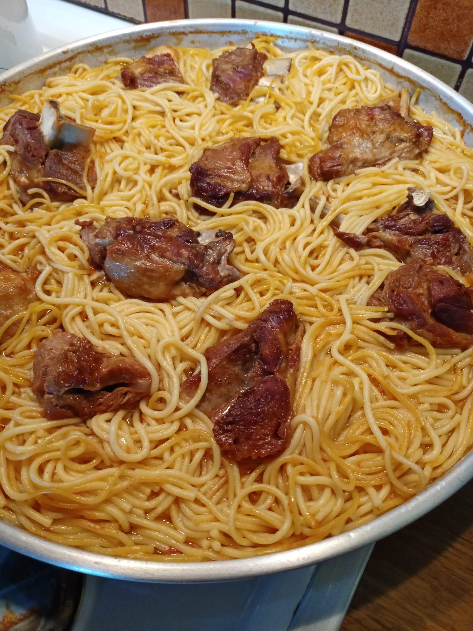 Μακαρόνια -με- το- αρνί- που- περίσσεψε-