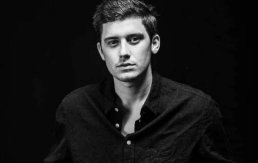 Σασμός: Στα μάτια τους είμαι μία χήρα