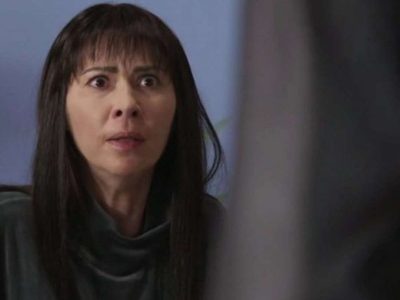 Η Γη της Ελιάς: Η Αρετή & ο Στέφανος τρέχουν στο νοσοκομείο για να συμπαρασταθούν στην Βασιλική