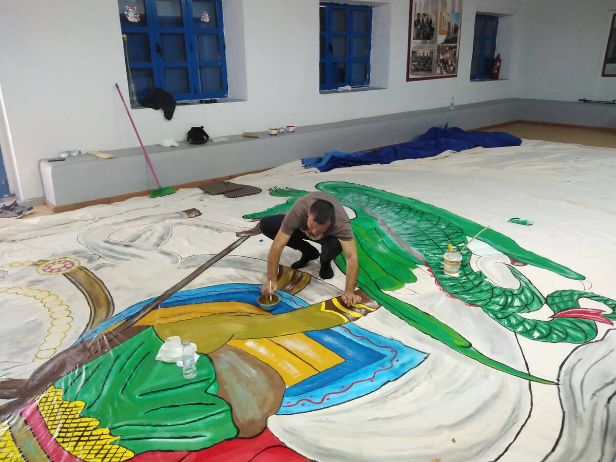 Στράτος Μυλωνάς : Ο άνθρωπος που ζωγράφισε τον Άγιο Γεώργιο στην τεράστια ελληνική σημαία που αναρτήθηκε στο Καστελόριζο