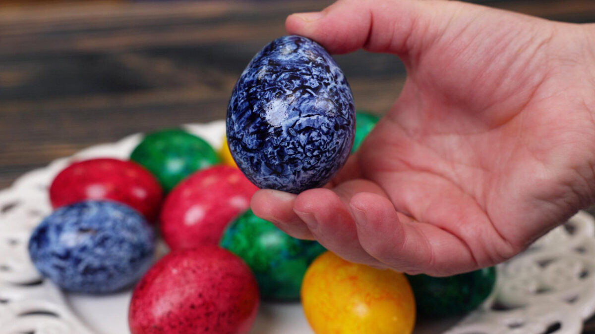 Πασχαλινά αυγά: Πως να κάνεις εύκολα σχέδια