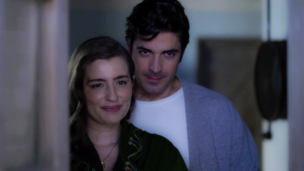 Άγριες-Μέλισσες-Λάμπρος Άγριες-Μέλισσες-Λάμπρος