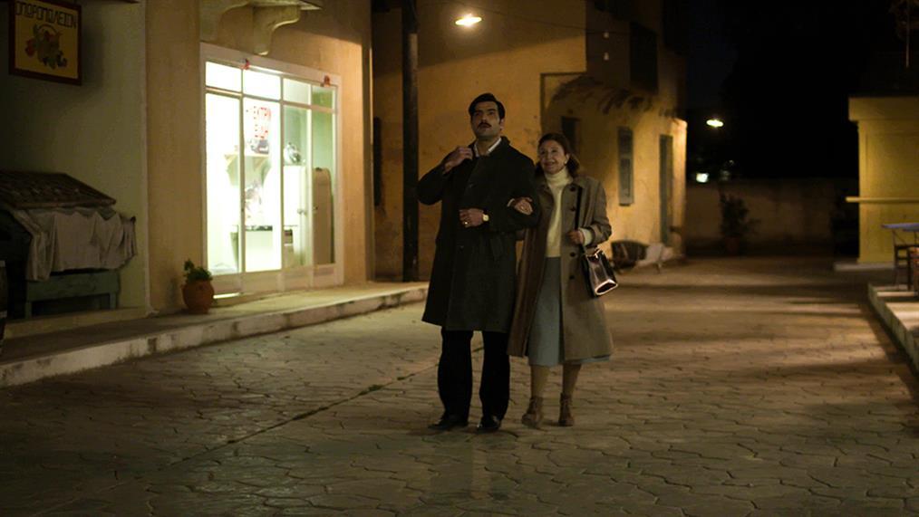 Άγριες-Μέλισσες-Ζάχος Άγριες-Μέλισσες-Ζάχος