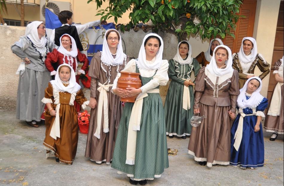 Πρωτομαγιά 2022: Μαγιόξυλο και αμίλητο νερό – Όλα τα έθιμα