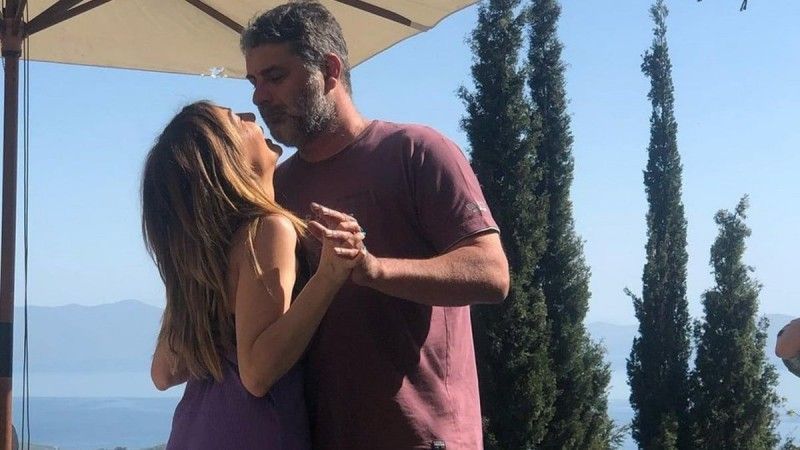 Παντρεύονται-Δέσποινα-Βανδή-Βασίλης-Μπισμπίκης Παντρεύονται-Δέσποινα-Βανδή-Βασίλης-Μπισμπίκης