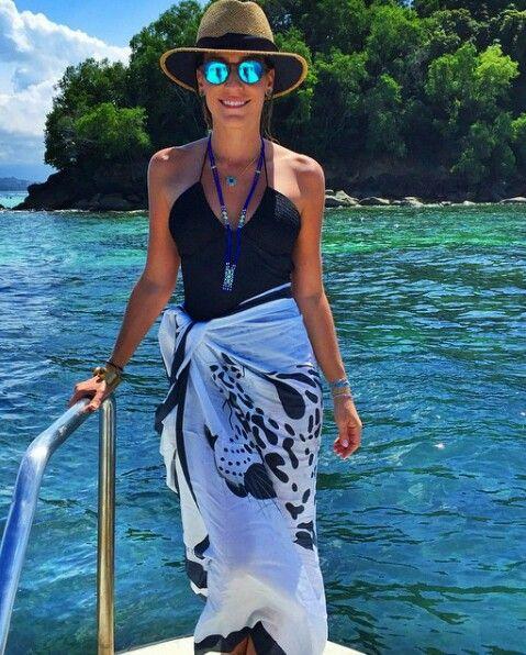 ασπρόμαυρο-παρεό-ιδέες-για-το-Καλοκαίρι 2022-