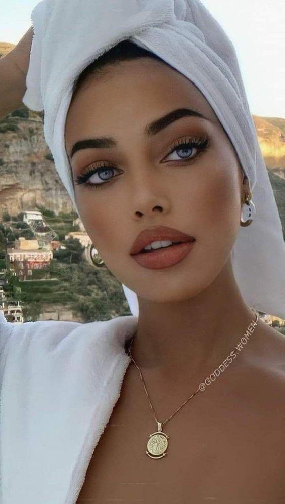 ιδέες-για-μακιγιάζ-το-Καλοκαίρι 2022-