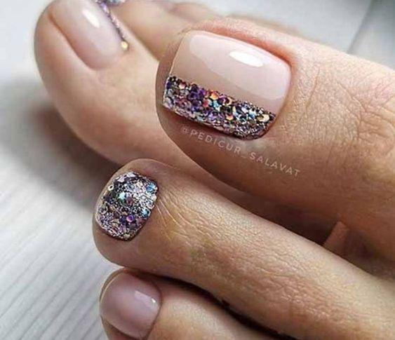 μπεζ-πεντικιούρ-με-γκλίτερ-ιδέες- μπεζ-πεντικιούρ-με-γκλίτερ-ιδέες-