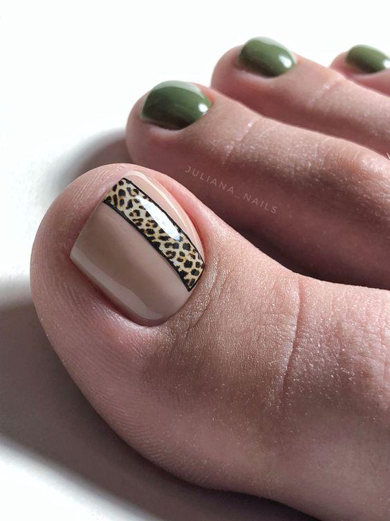 πράσινο-πεντικιούρ-με-animal print-ιδέες- πράσινο-πεντικιούρ-με-animal print-ιδέες-
