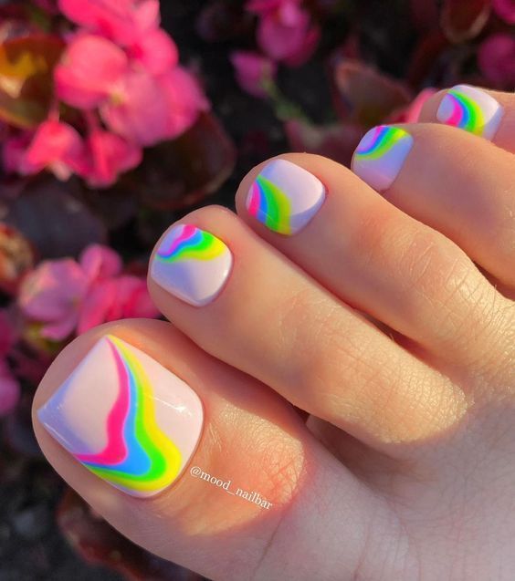 ιδέες-για-πεντικιούρ-τον-Μάιο 2022- ιδέες-για-πεντικιούρ-τον-Μάιο 2022-