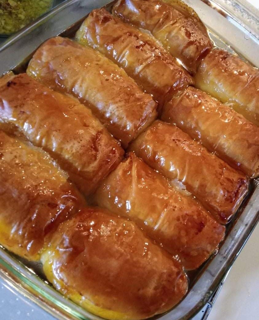 Ρολά γαλακτομπούρεκο